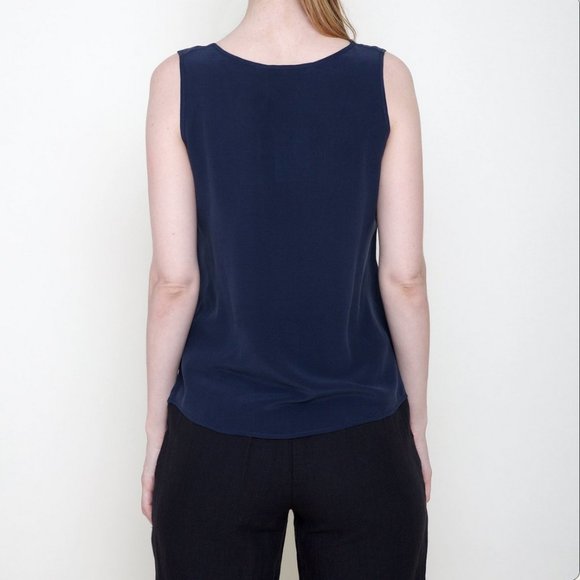 7115 by Szeki Signature Sandwashed Silk Tank in Navy - Picture 7 of 12